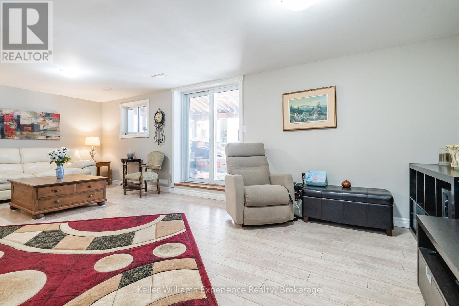 201 BAYFIELD AVENUE - 31