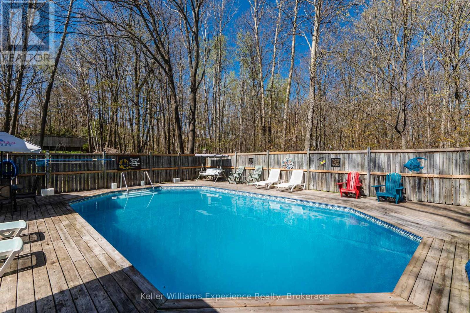 201 BAYFIELD AVENUE - 43