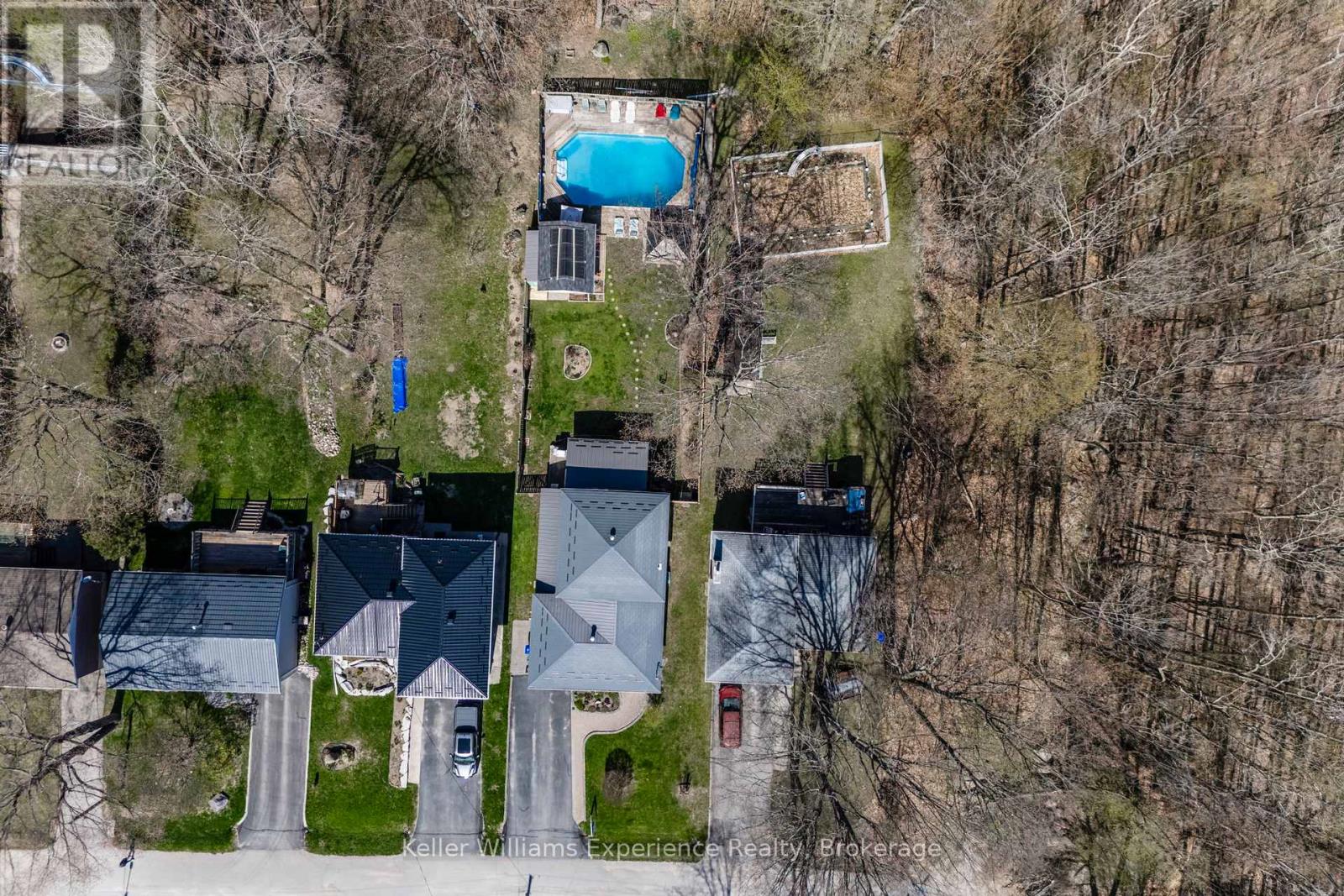 201 BAYFIELD AVENUE - 49