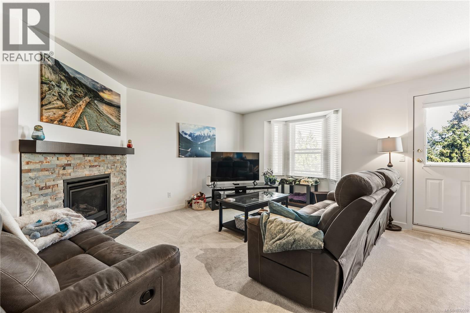 #3 1663 Dufferin Cres - 4