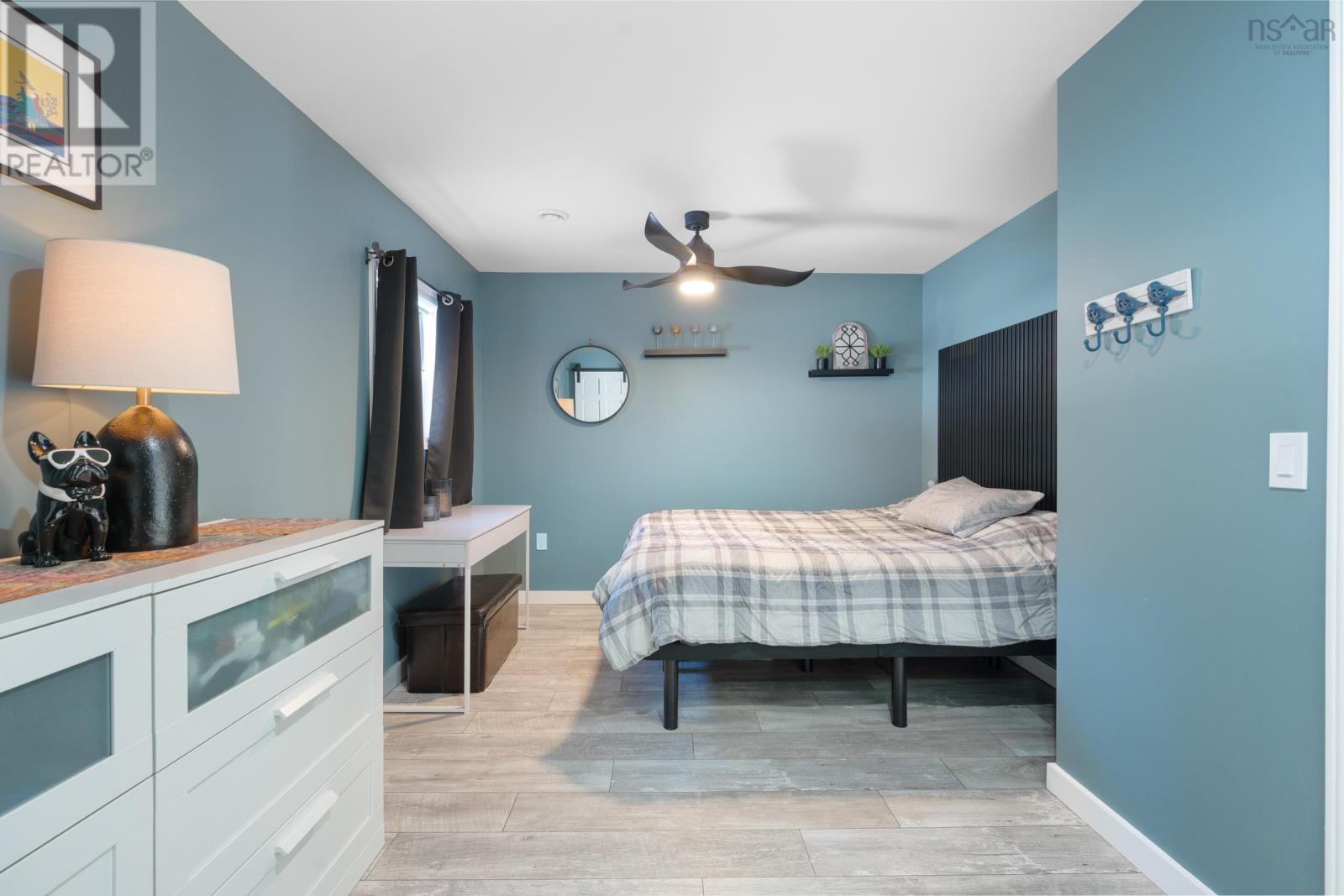 Property 21 of 41 of 31 Pleasant Street
