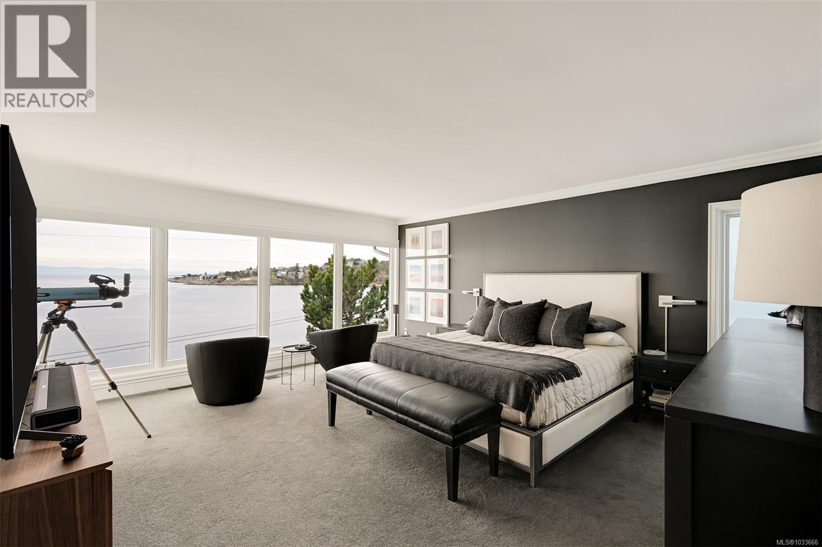 554 Beach Dr - 32