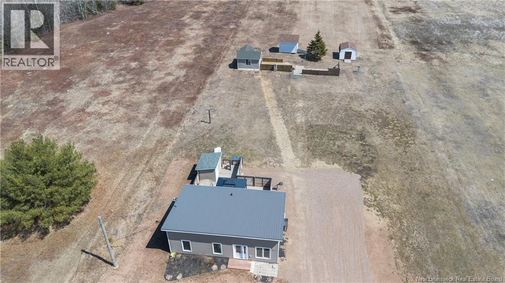 3764 Chemin Robinson - Image 3