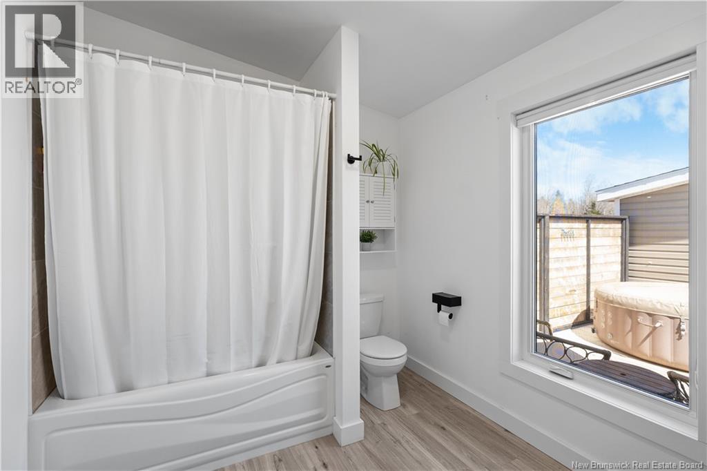 3764 Chemin Robinson - Image 33
