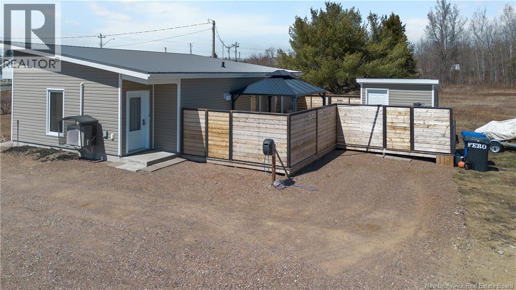 3764 Chemin Robinson - Image 37