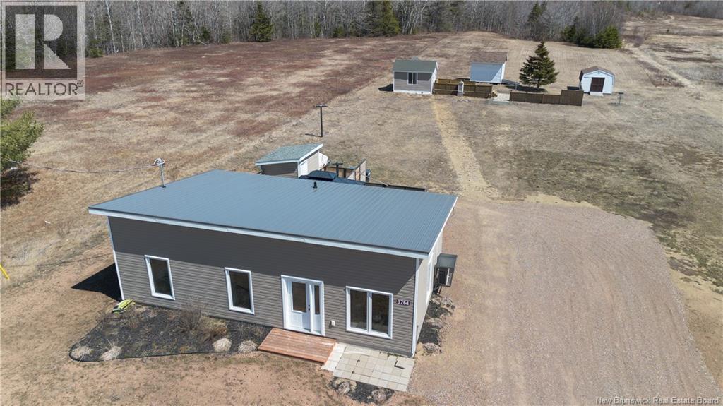 3764 Chemin Robinson - 4