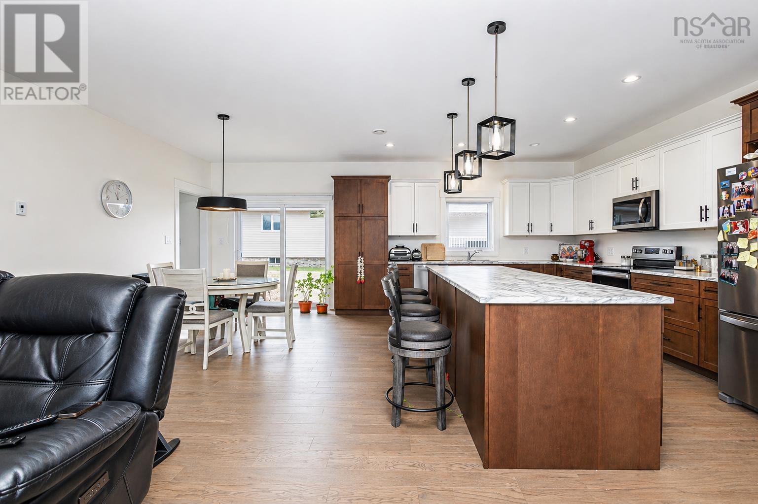 Property 11 of 30 of 91 Ridgevale Drive