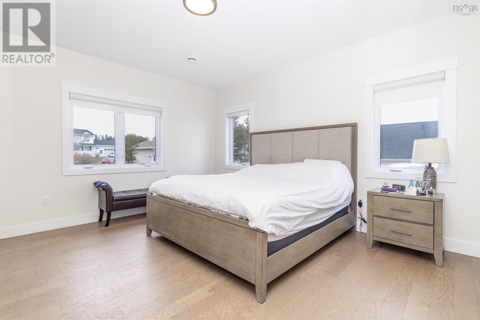 Property 18 of 30 of 91 Ridgevale Drive