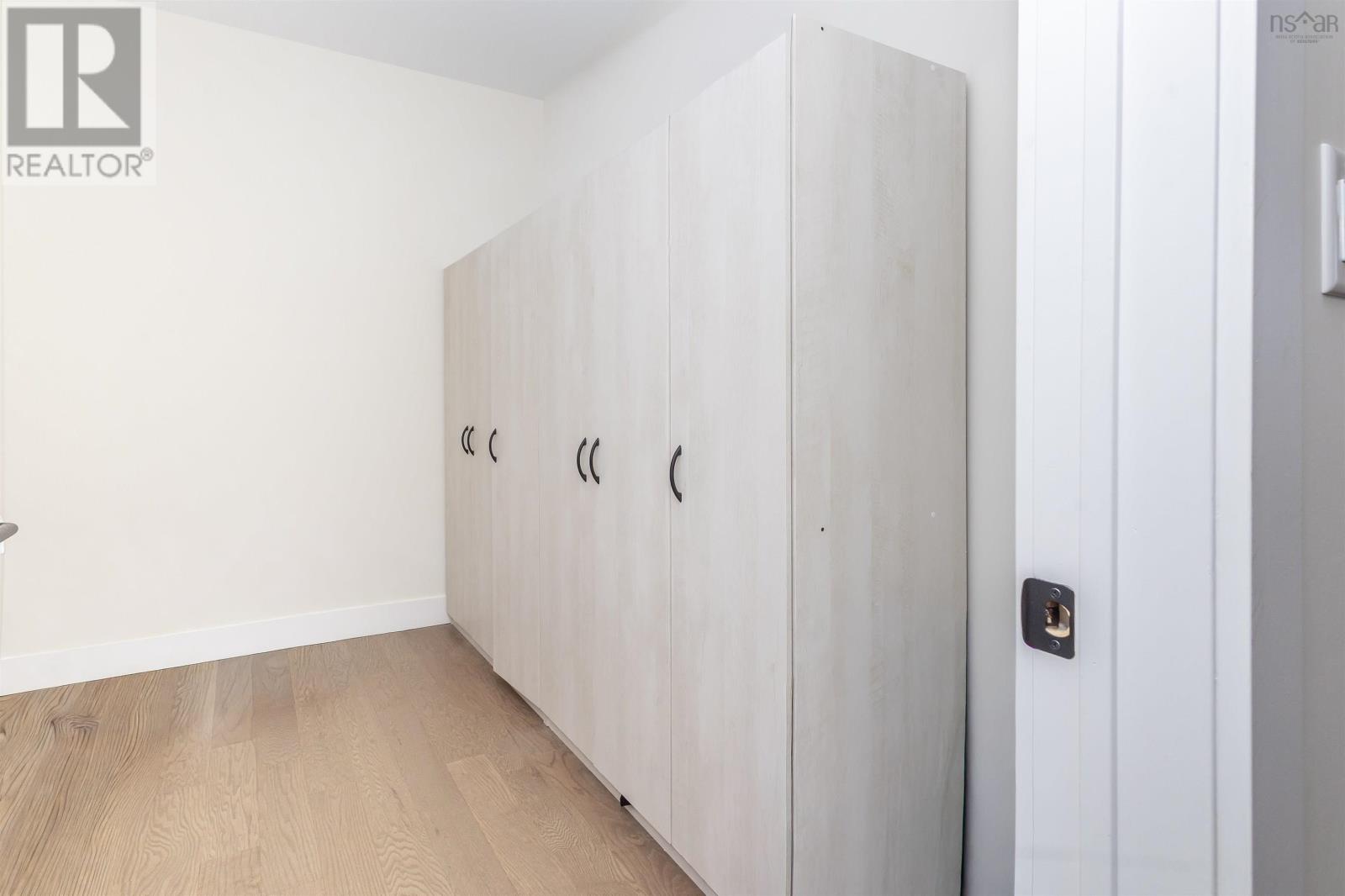 Property 19 of 30 of 91 Ridgevale Drive