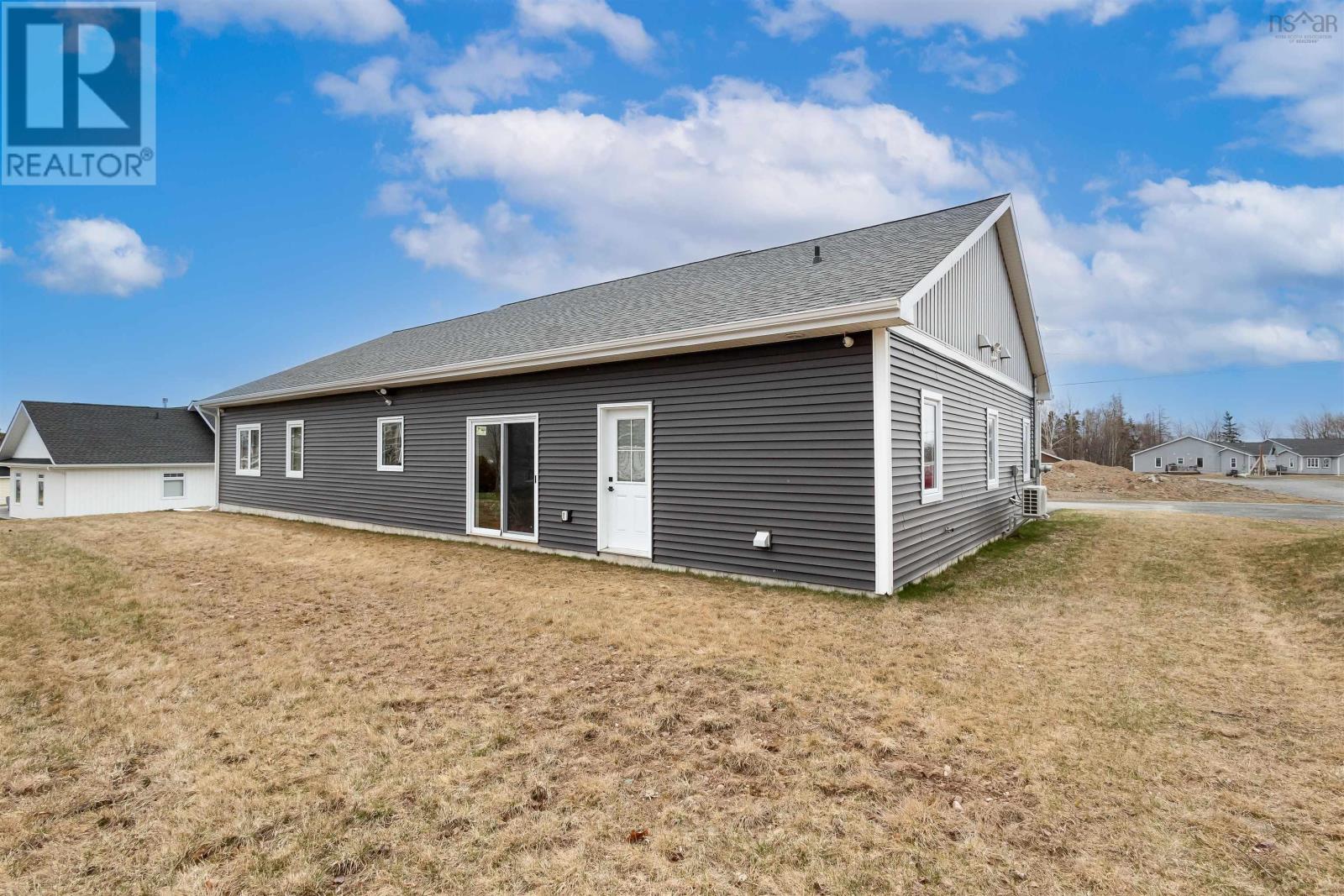 Property 7 of 30 of 91 Ridgevale Drive