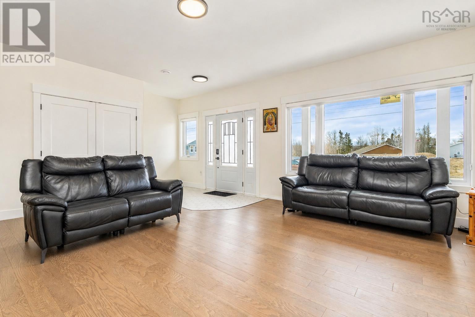 Property 9 of 30 of 91 Ridgevale Drive