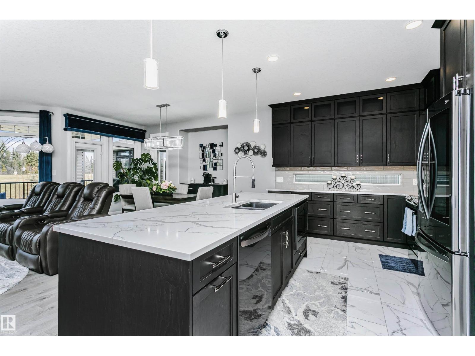 25 HILTON CV, Spruce Grove