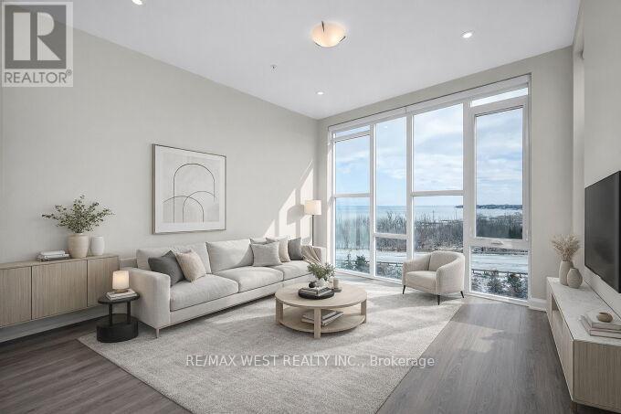 #615 16 CONCORD PLACE - 1