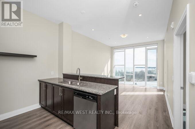 #615 16 CONCORD PLACE - 12