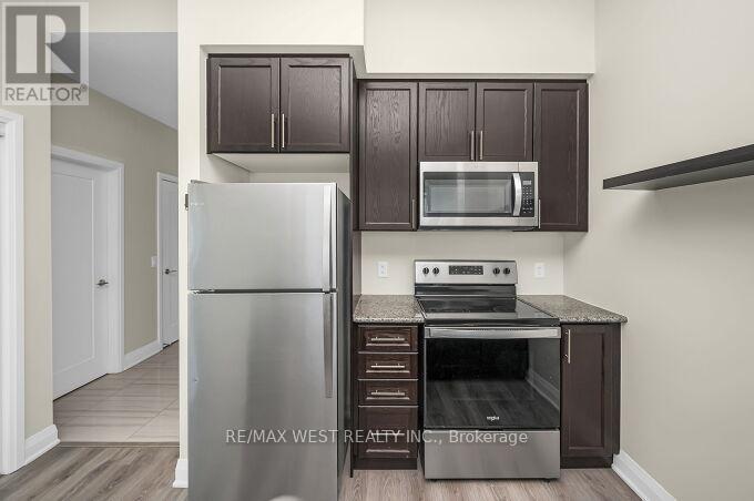 #615 16 CONCORD PLACE - 13