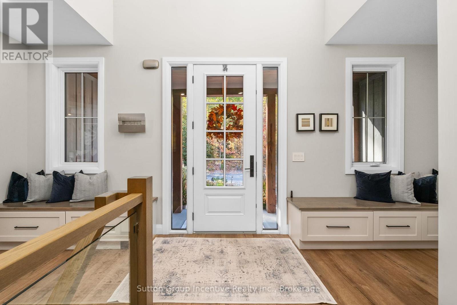 24 ST GEORGES COURT - 6