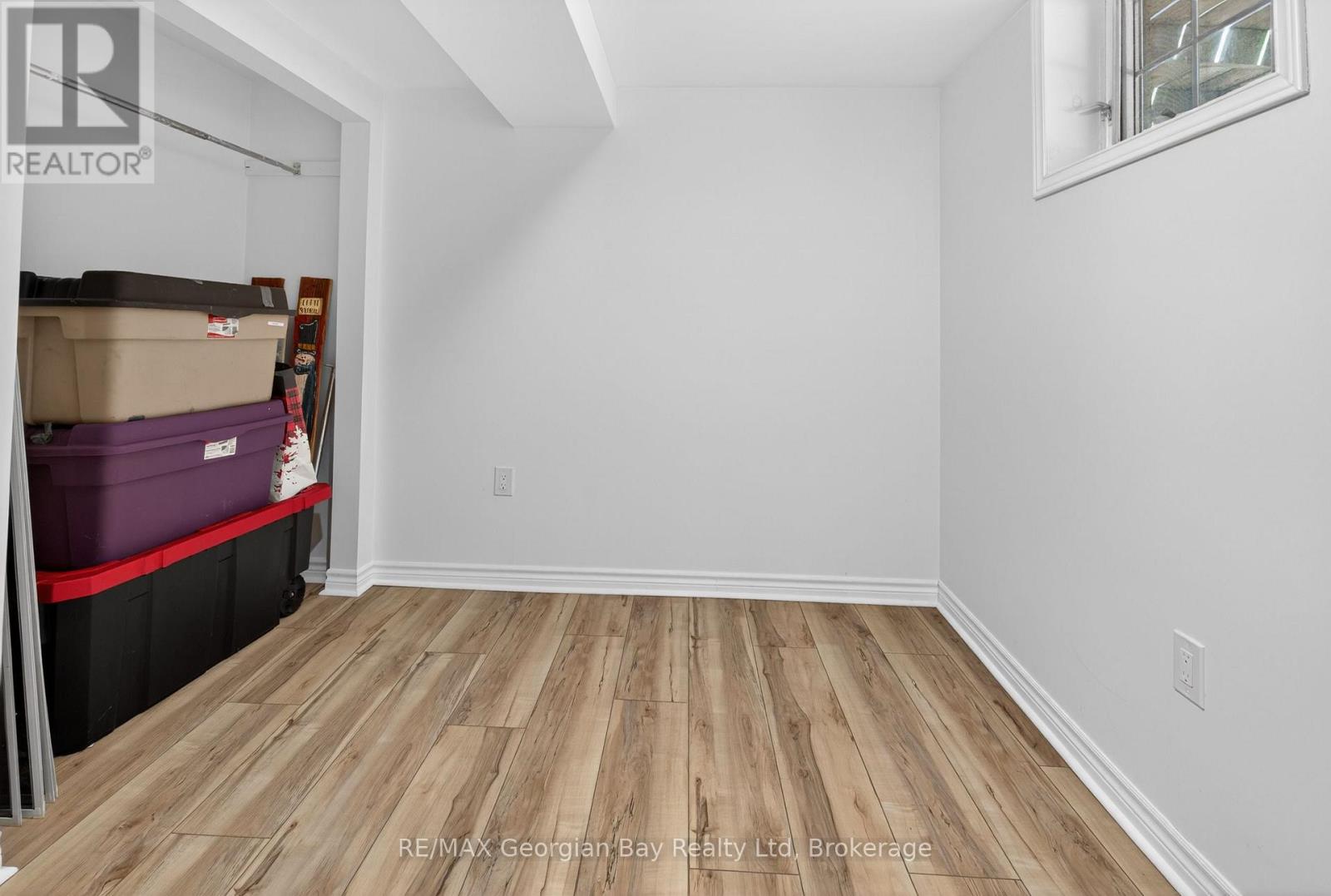 919 EIGHTH AVENUE - 24