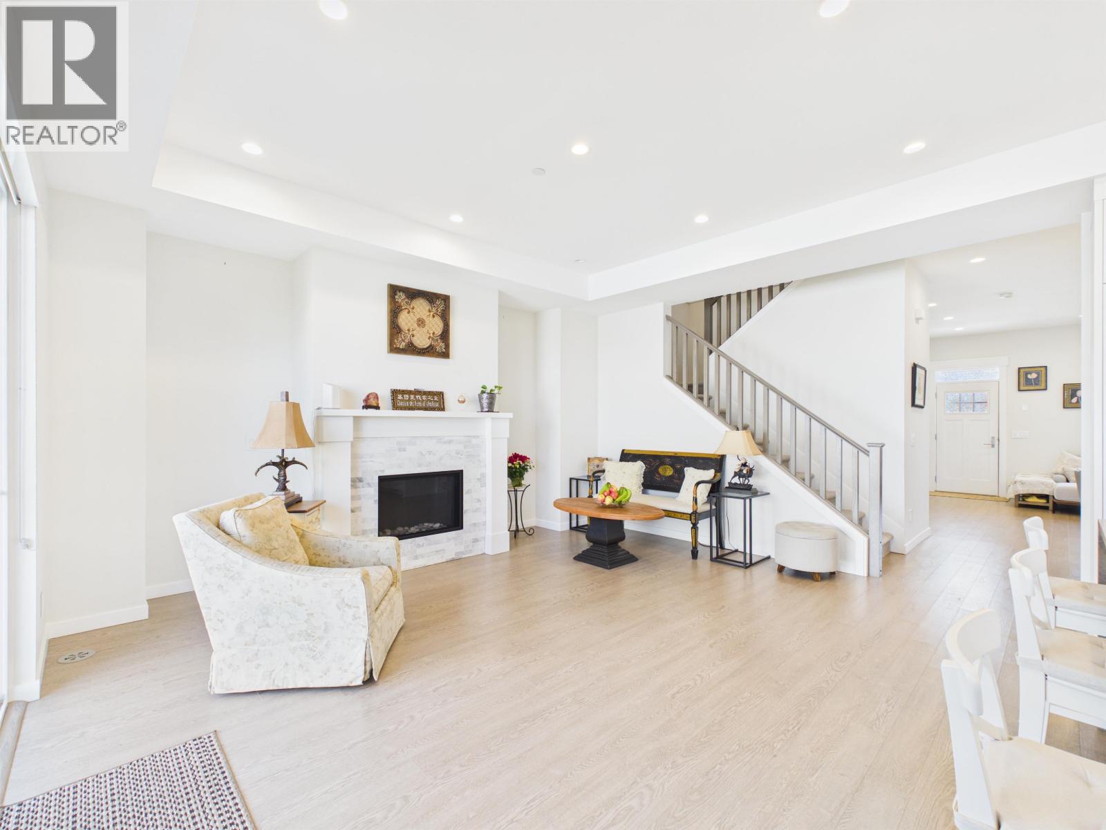 4705 HAZELNUT Way, Tsawwassen