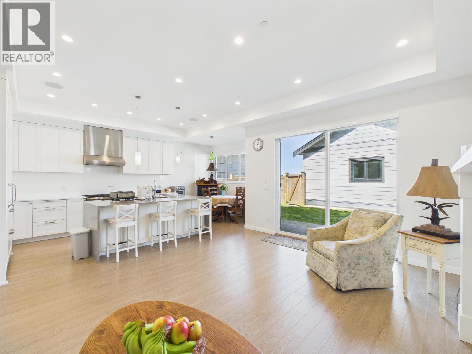 4705 HAZELNUT Way, Tsawwassen