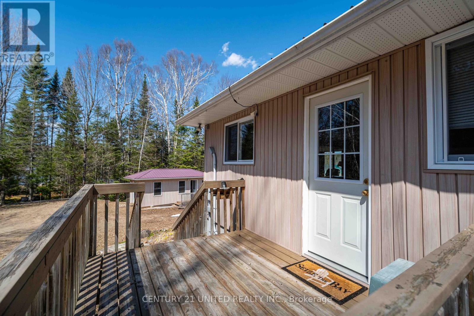 1047 REDWOOD LANE — photo 35