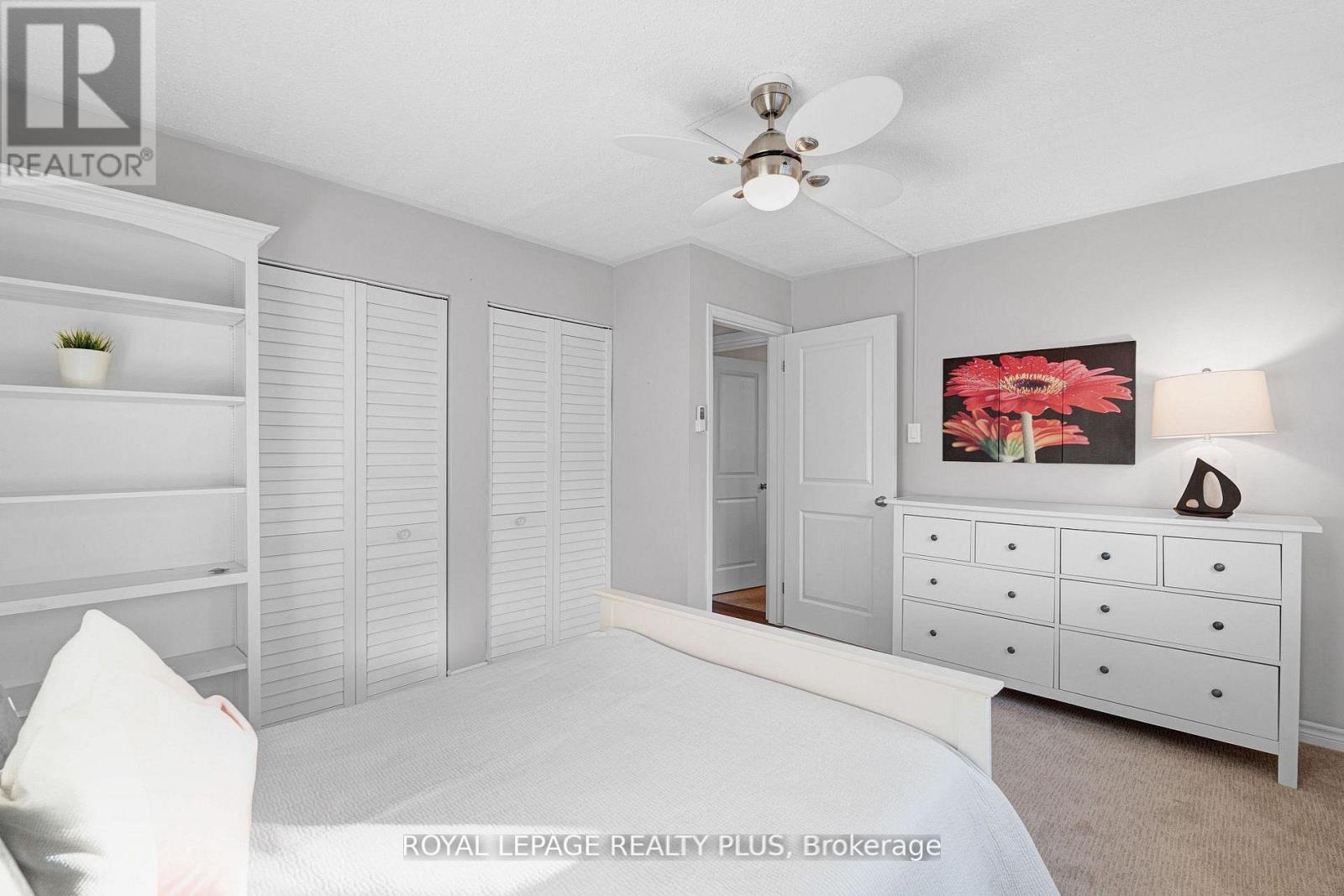 2063 CAVENDISH DRIVE — photo 30