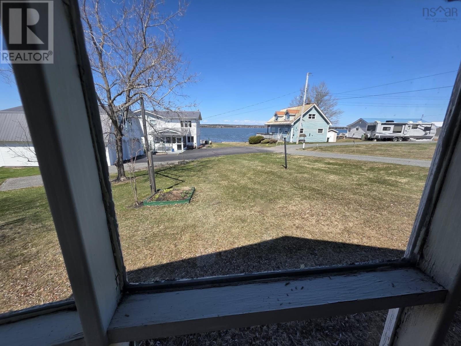 Property 4 of 17 of 15 Alex MacEachern Crescent