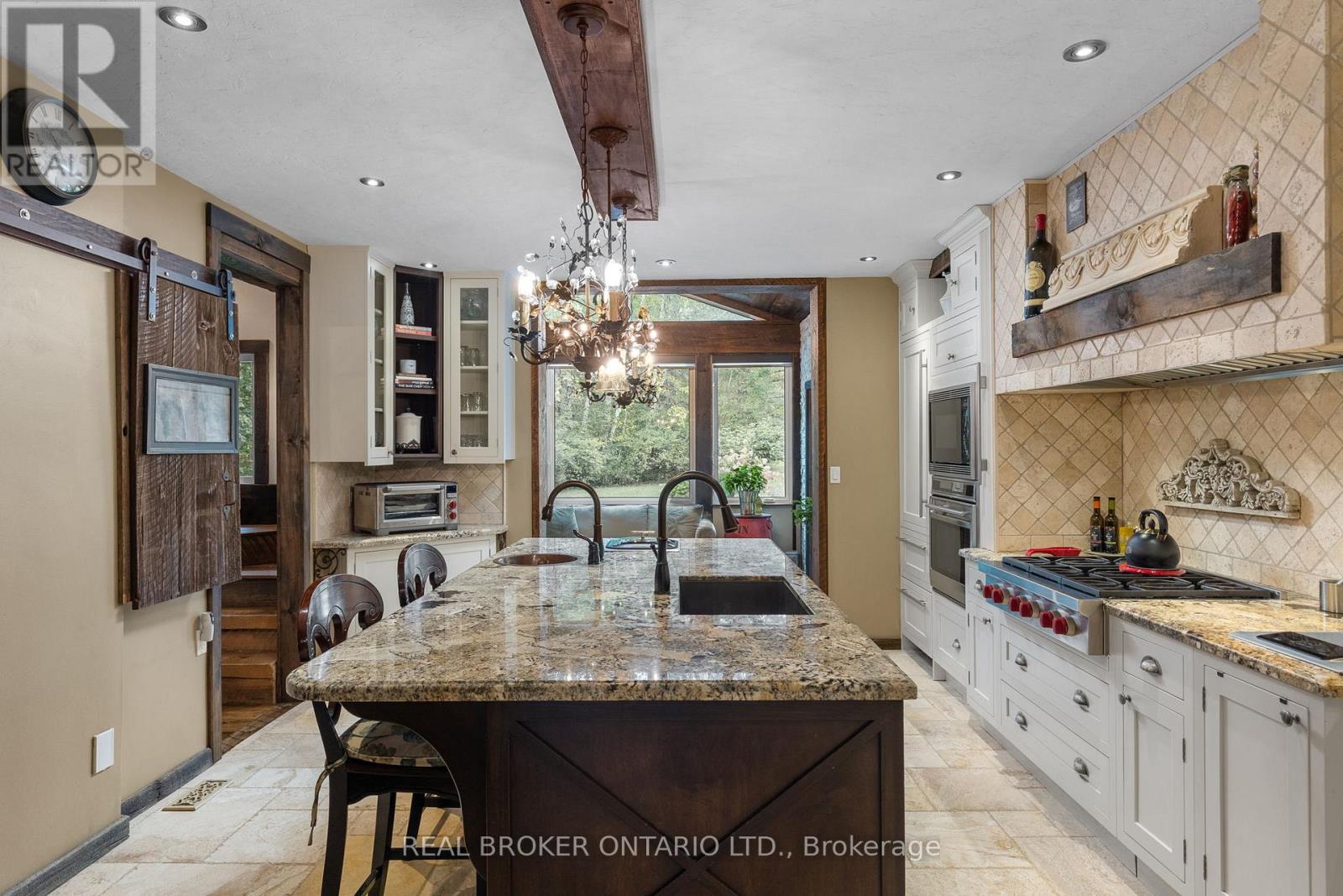 3686 AGNEW ROAD — photo 14