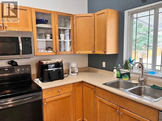 1341 NASON STREET — photo 9
