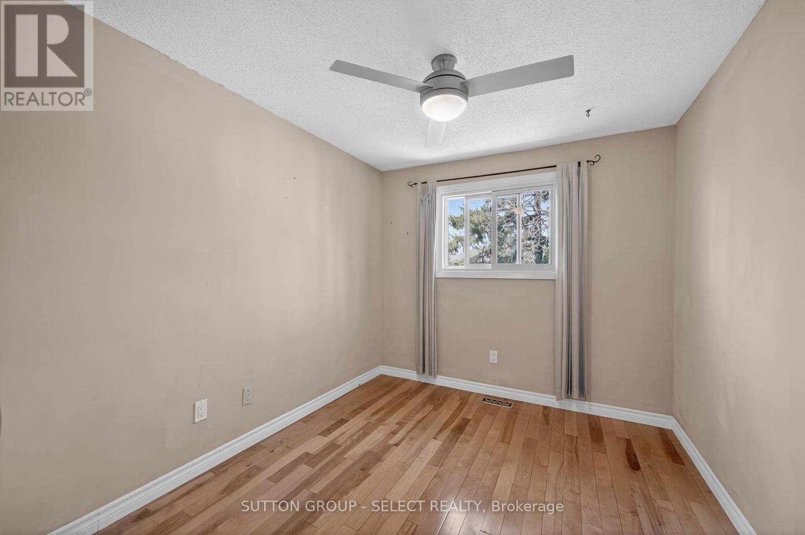 36 - 700 EXETER ROAD — photo 13