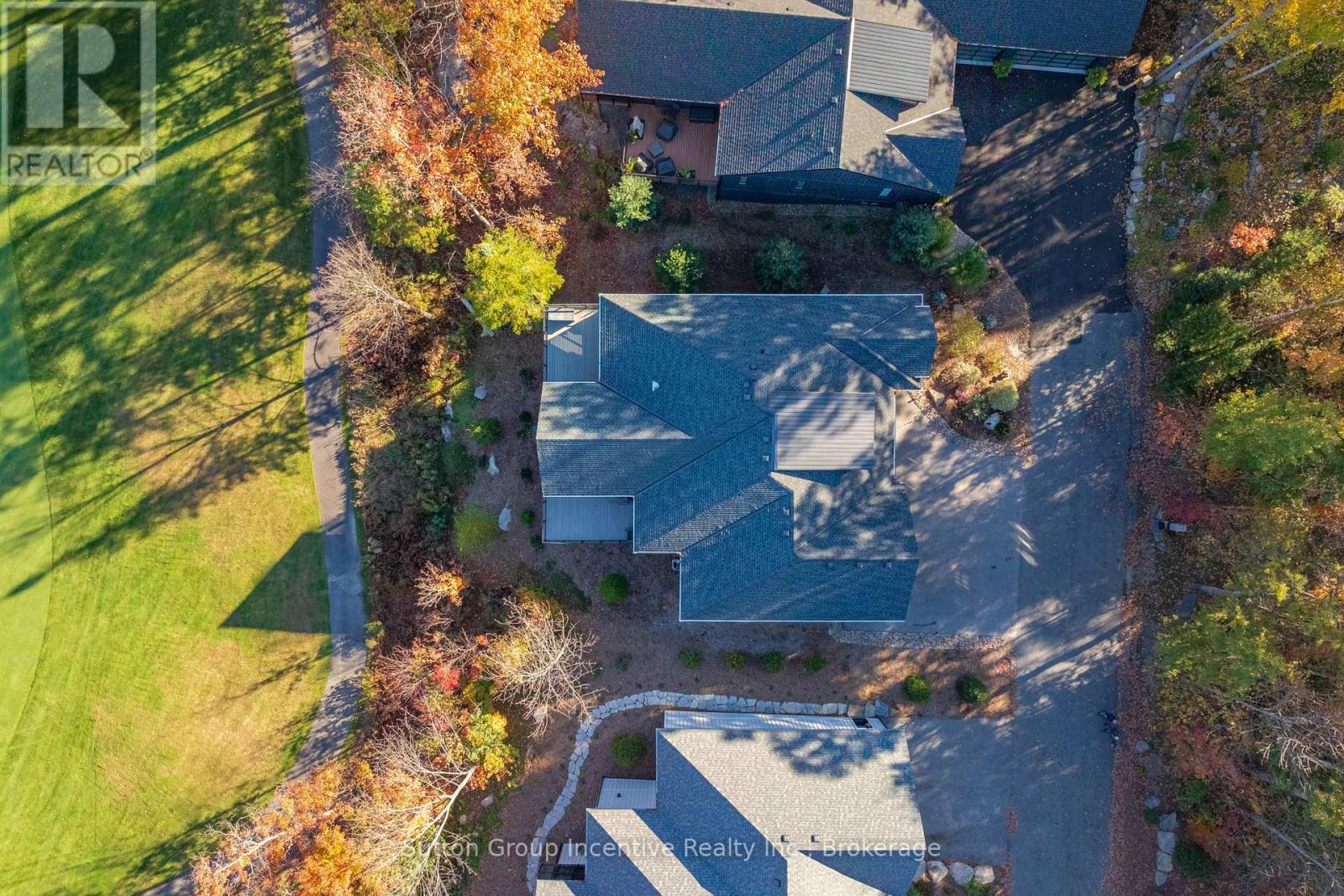 24 ST GEORGES COURT - 38