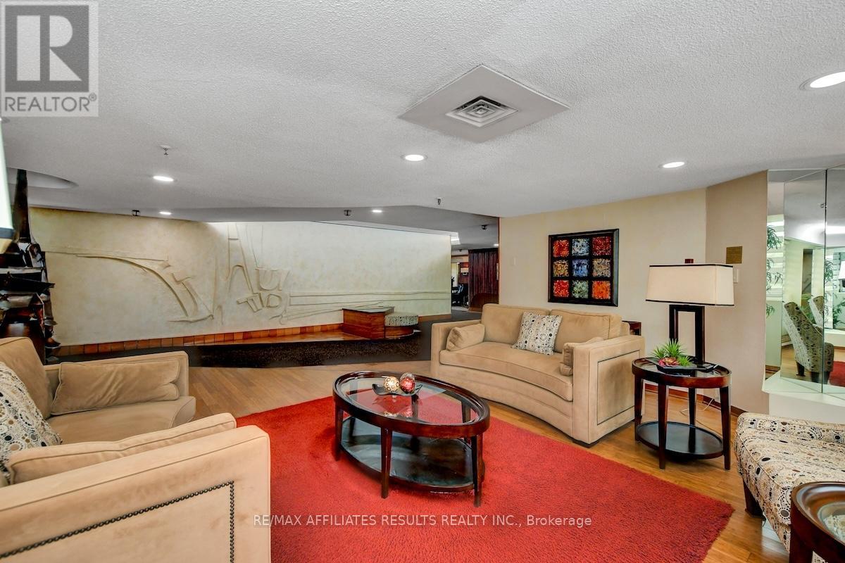 #1609 415 GREENVIEW AVENUE - 39