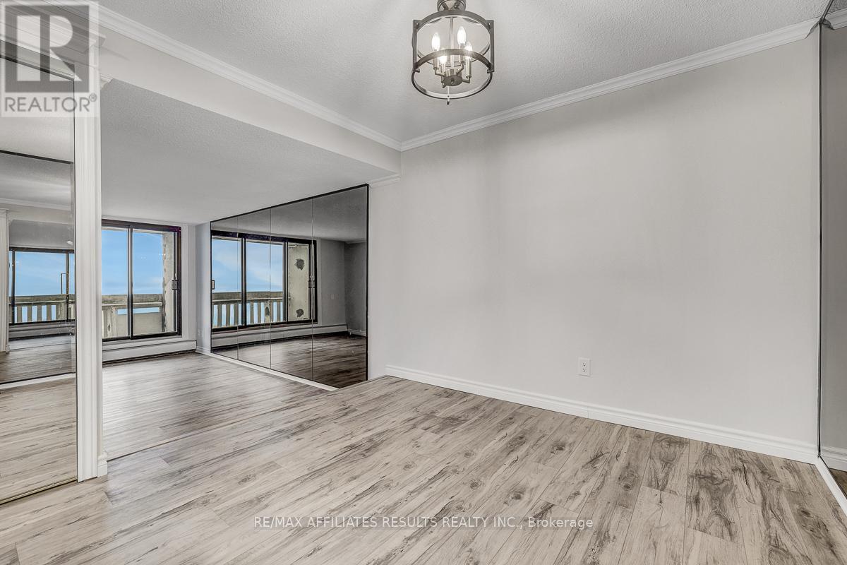 #1609 415 GREENVIEW AVENUE - 8