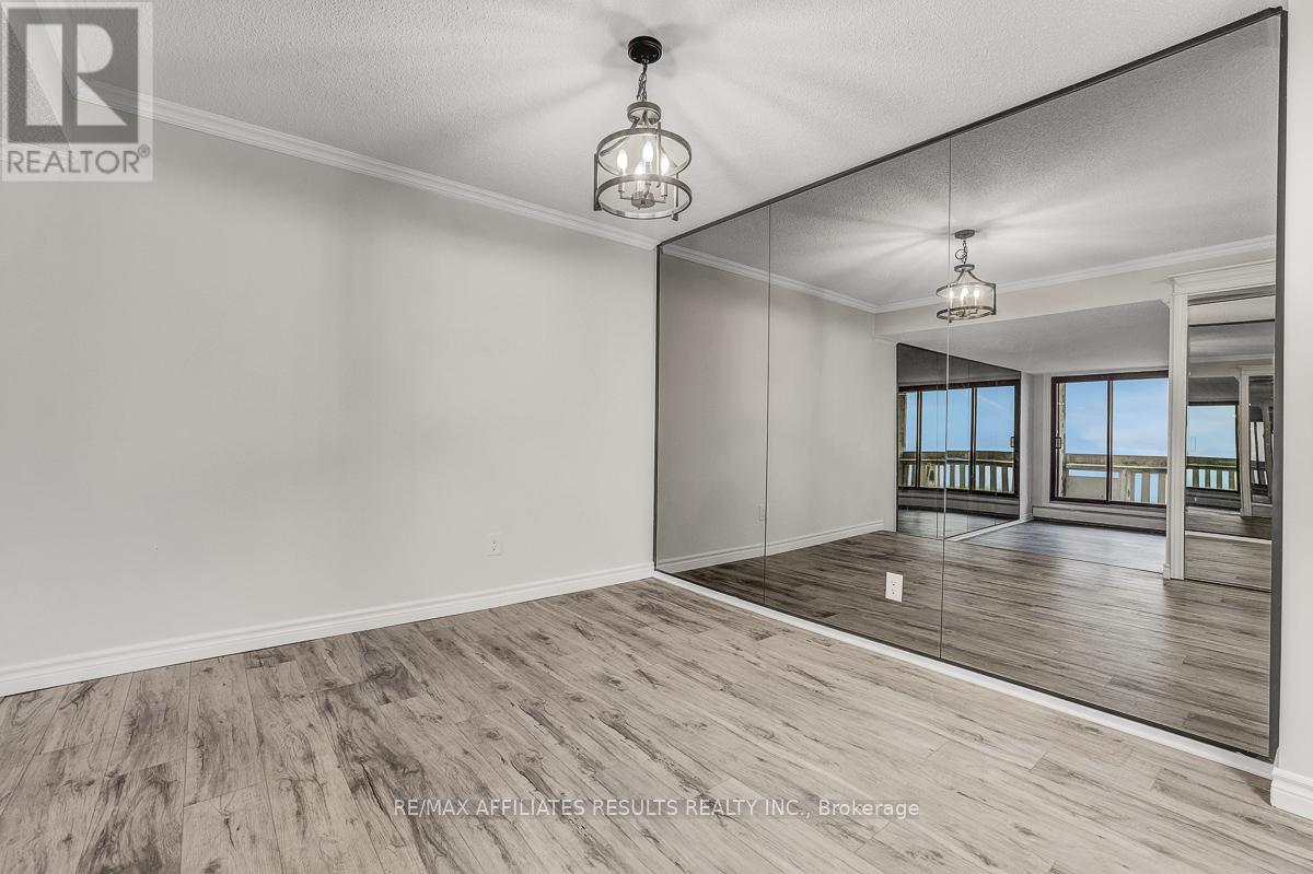 #1609 415 GREENVIEW AVENUE - 7