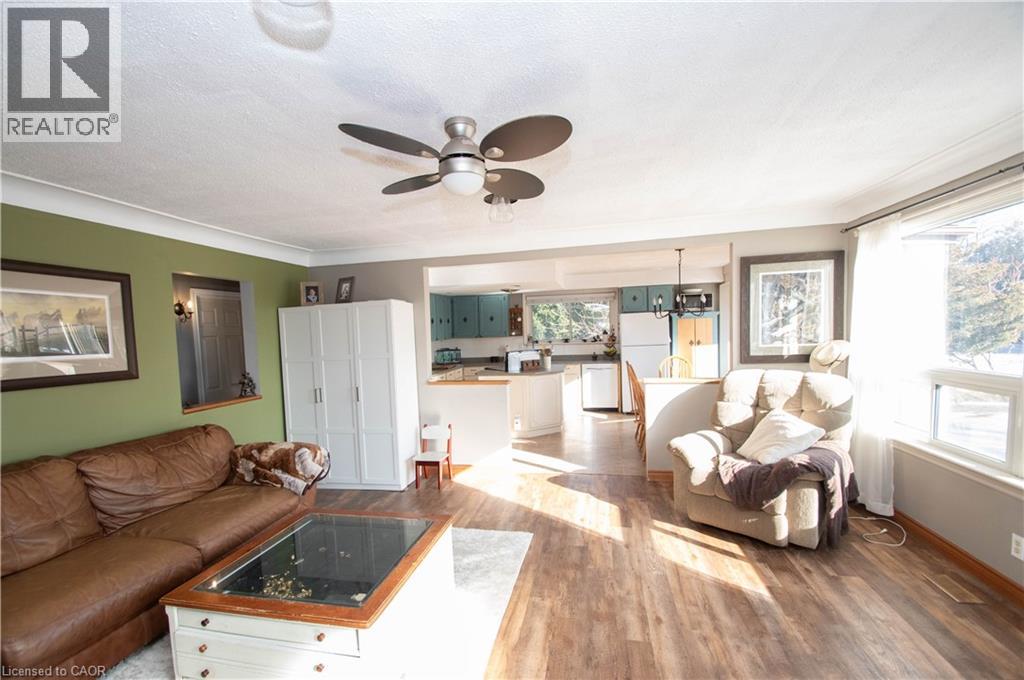 535 MCDOWELL Road E - 10