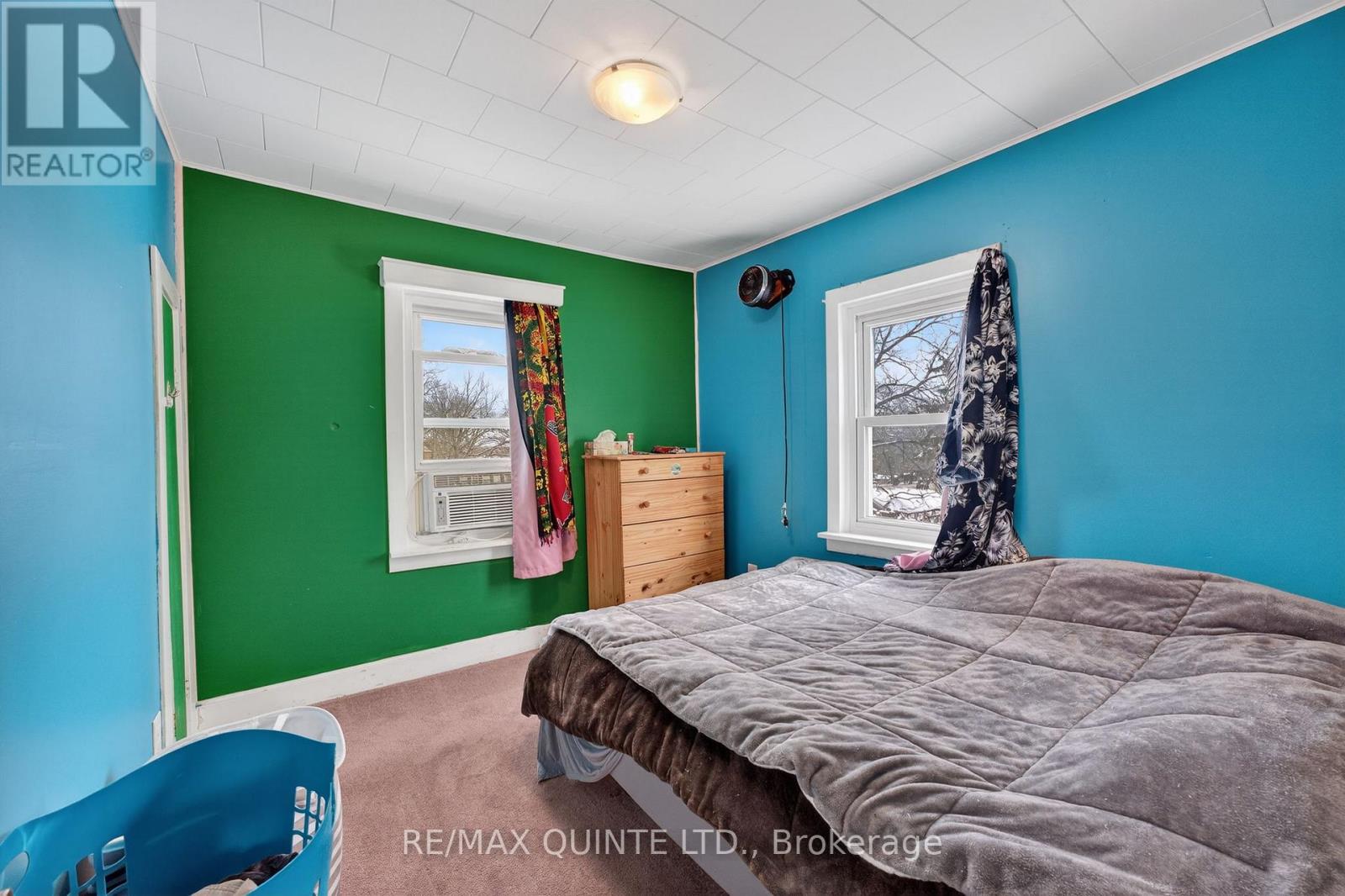 34 PRINCE OF WALES DRIVE - photo 5