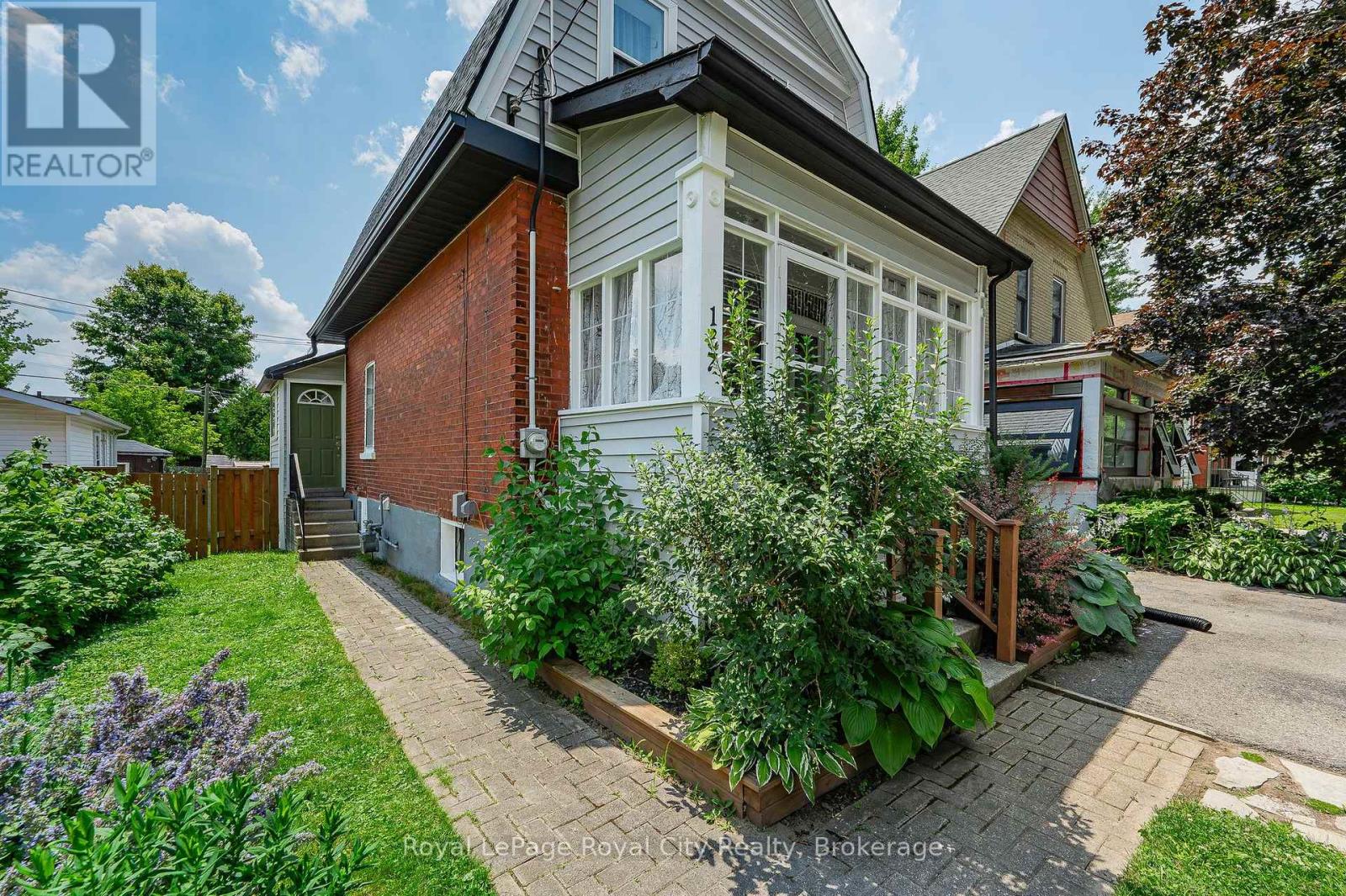 137 PERTH STREET - 41