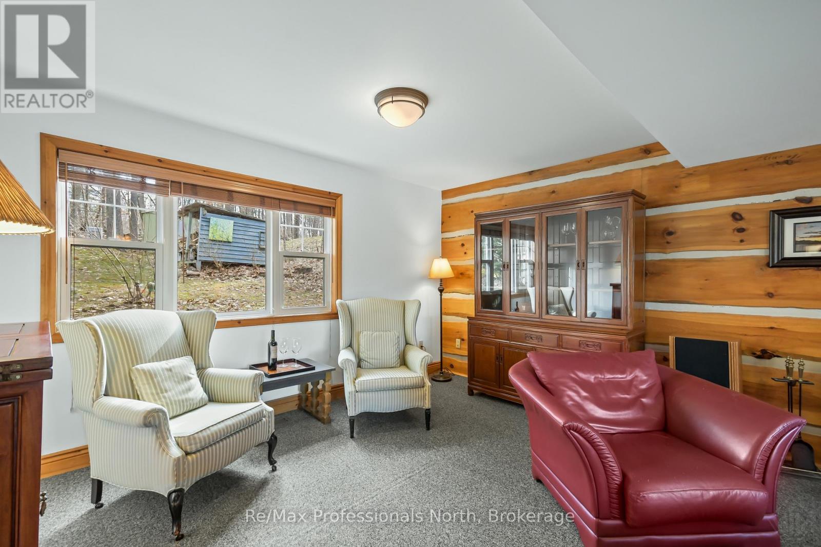 #38 1090 ARUNDEL LODGE ROAD - 17