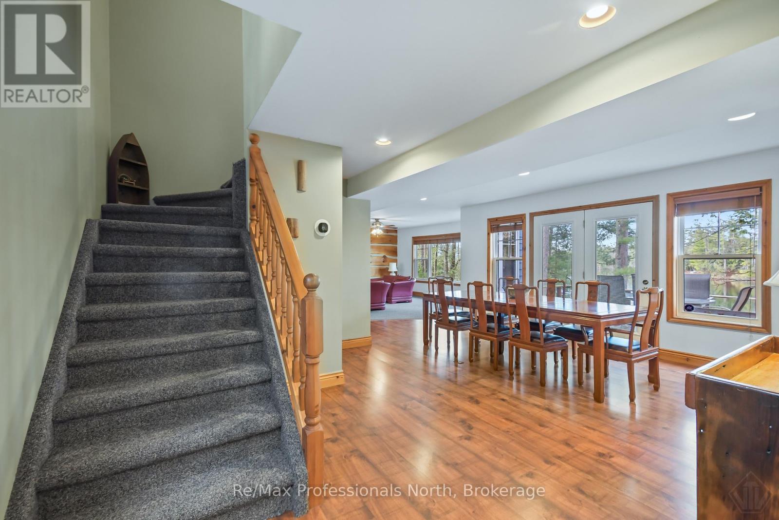 #38 1090 ARUNDEL LODGE ROAD - 21