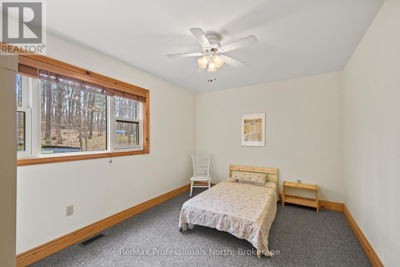 #38 1090 ARUNDEL LODGE ROAD - 23