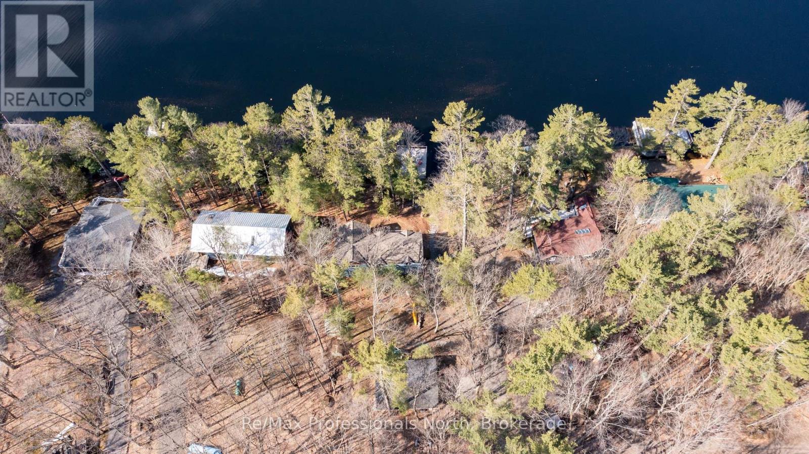#38 1090 ARUNDEL LODGE ROAD - 42