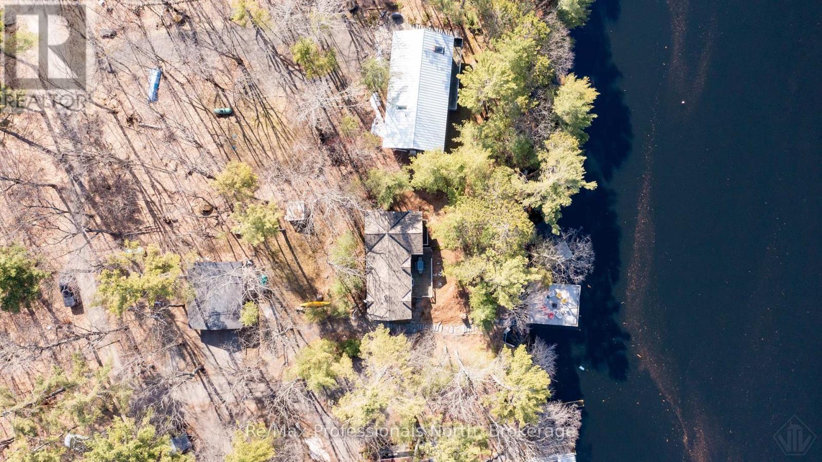 #38 1090 ARUNDEL LODGE ROAD - 43