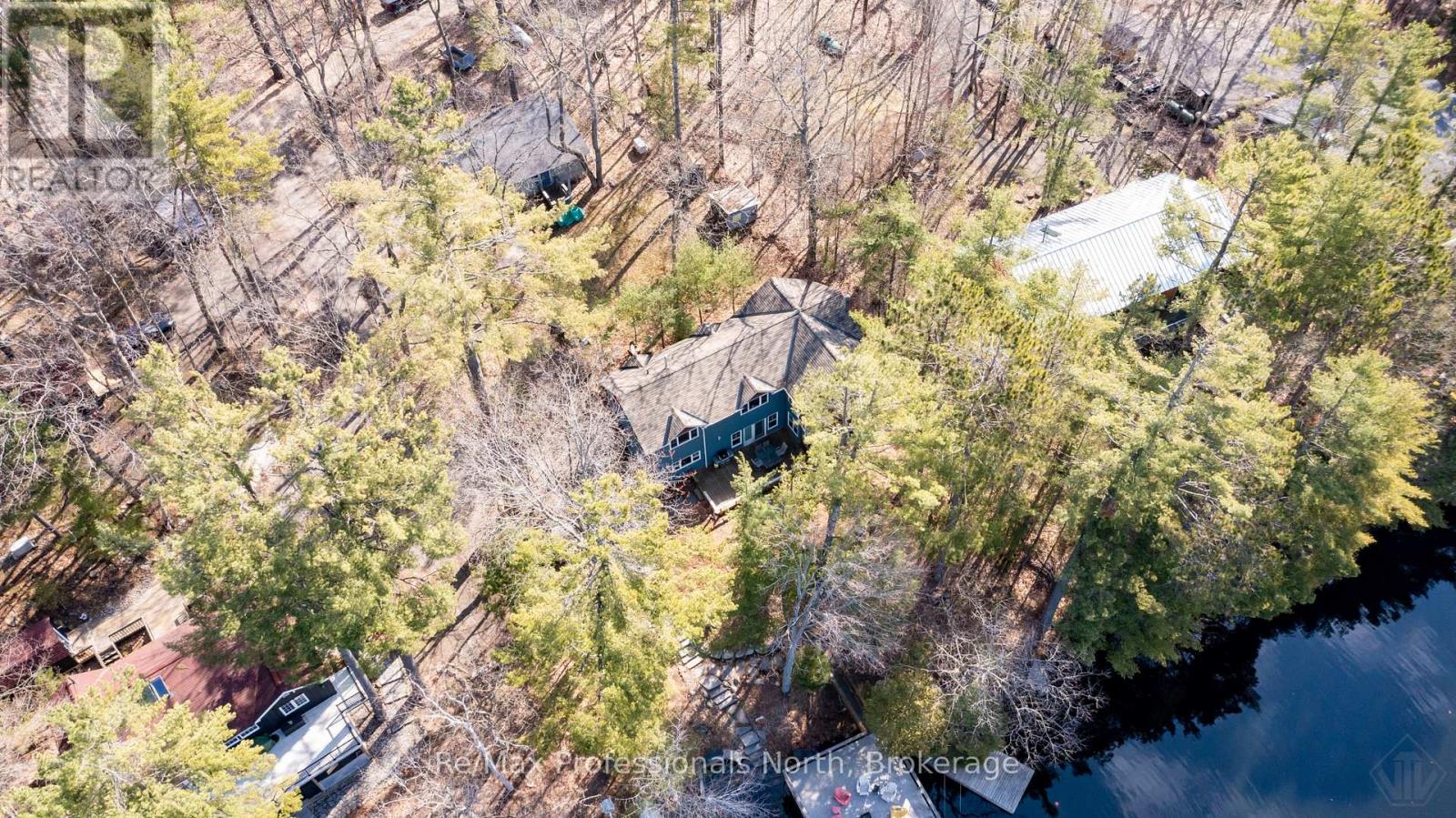 #38 1090 ARUNDEL LODGE ROAD - 44