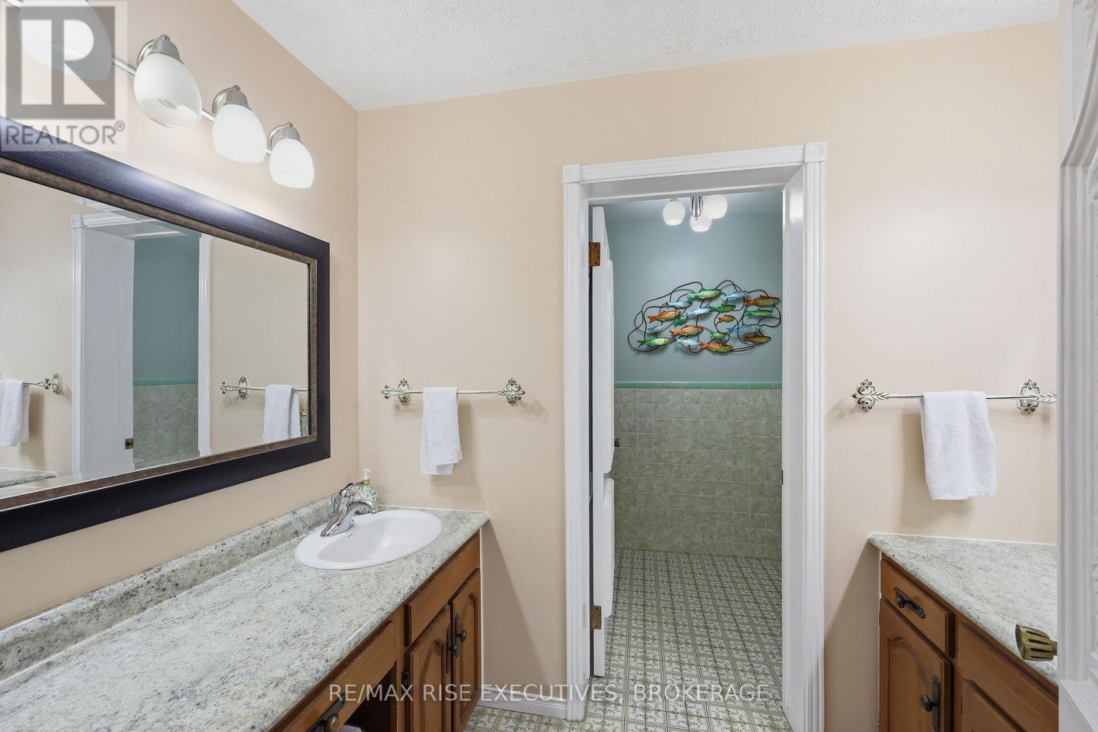 5054 LOWER ROUND LAKE ROAD — photo 21