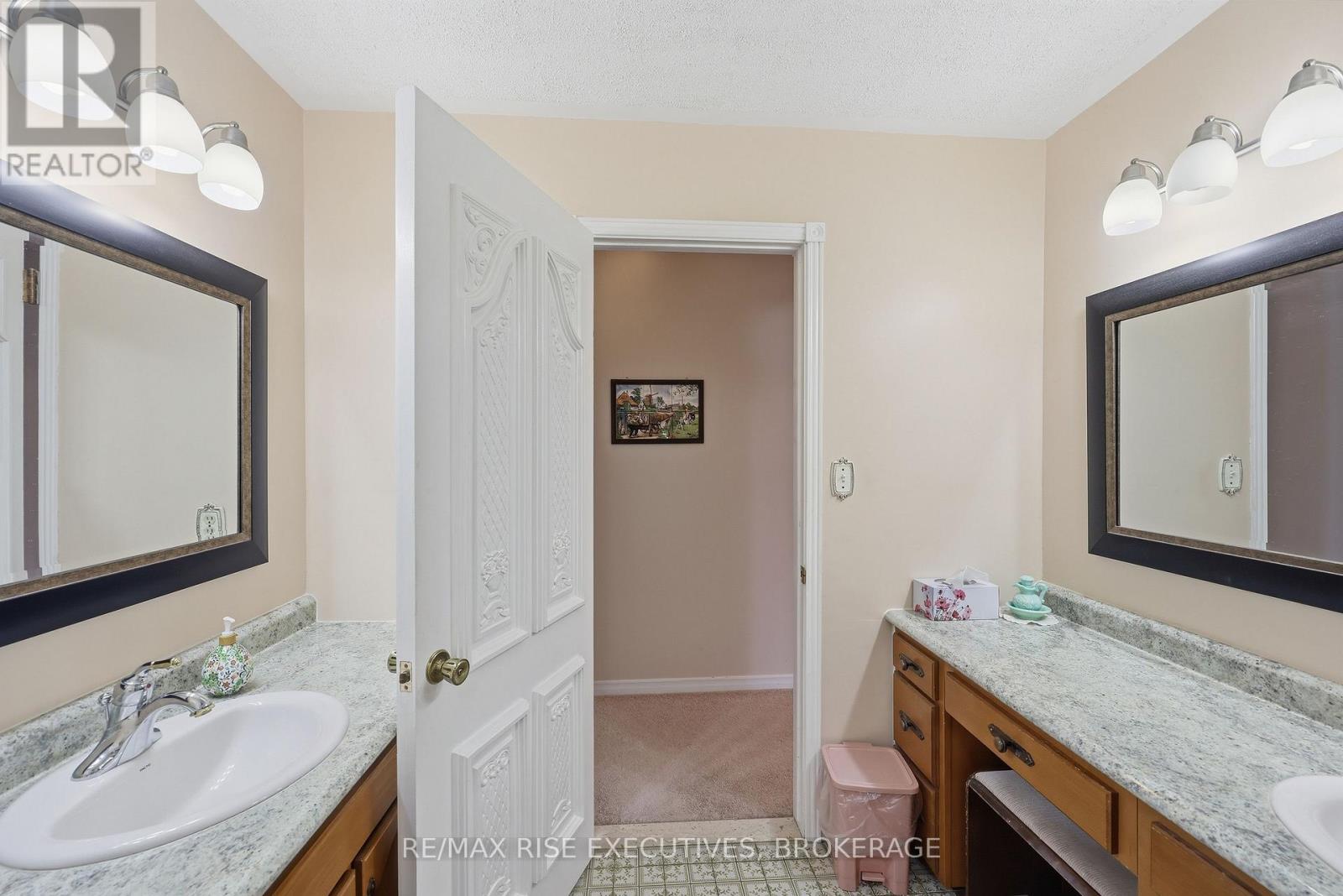 5054 LOWER ROUND LAKE ROAD — photo 22