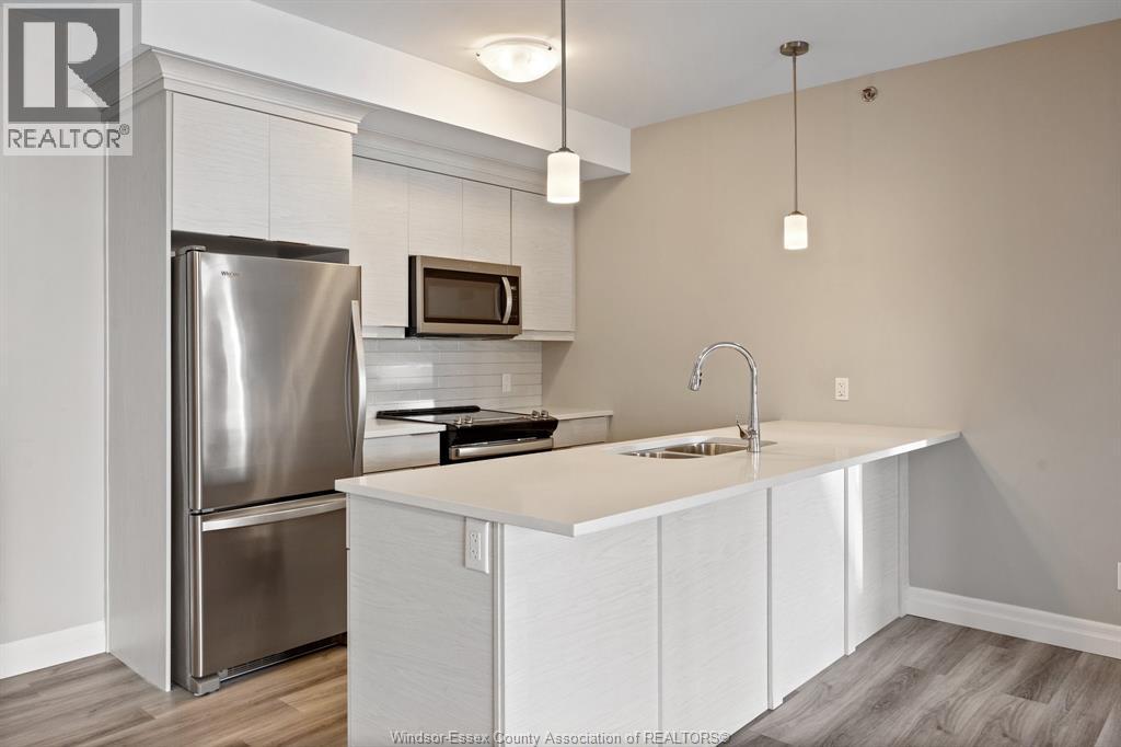 728 BROWNSTONE Unit# 506, Lakeshore, Ontario, N9K0C4 — Photo 9