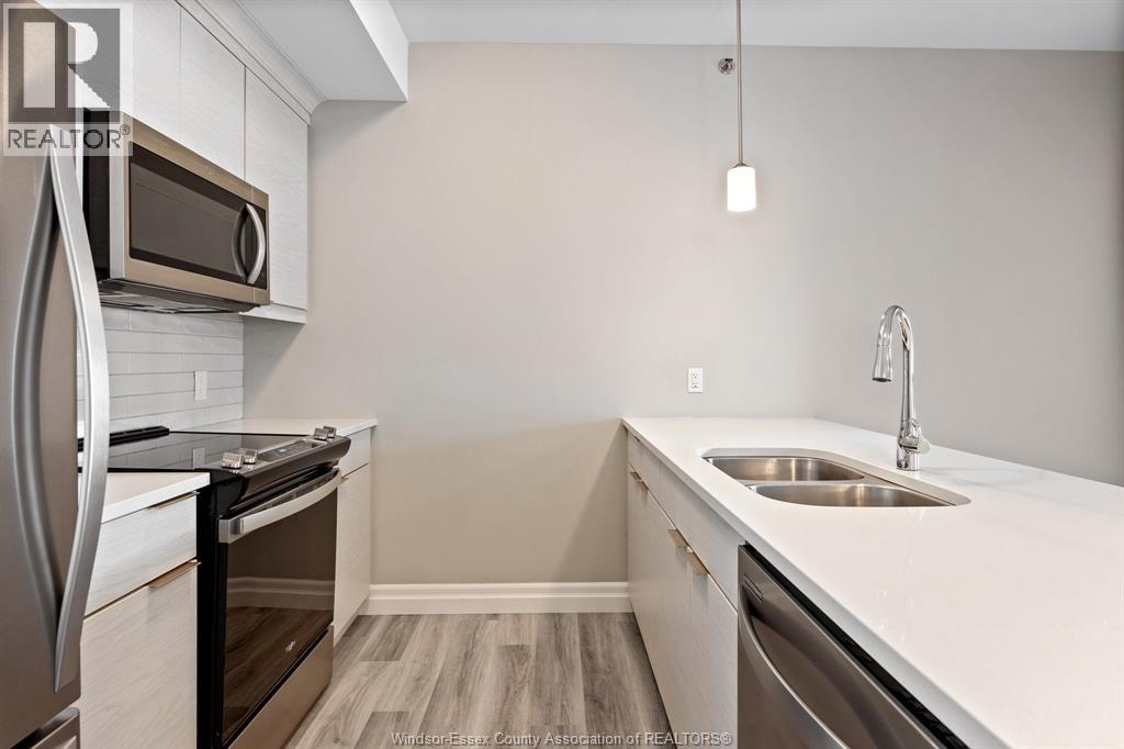 728 BROWNSTONE Unit# 506, Lakeshore, Ontario, N9K0C4 — Photo 10