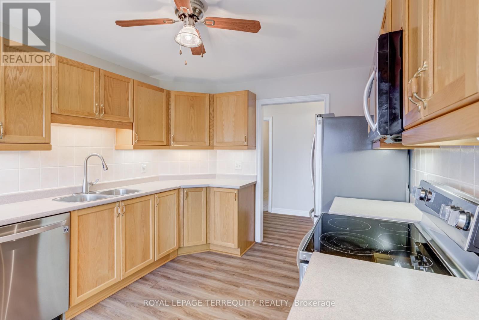 212 - 2085 AMHERST HEIGHTS DRIVE