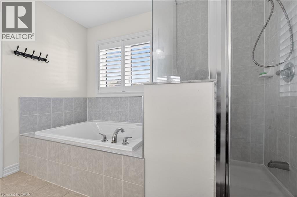 27 FINGLAND Crescent - 27