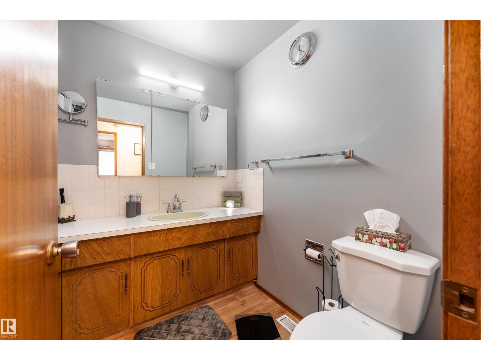 12928 - 12930 101 ST NW, Edmonton