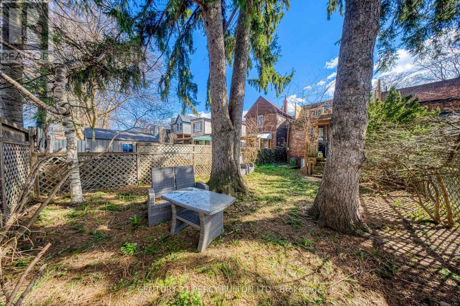 10 REDWOOD AVENUE - 26